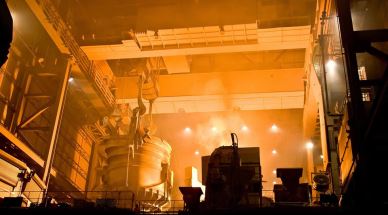 Topeltrõngaste õhuliiniga kraana konksuga